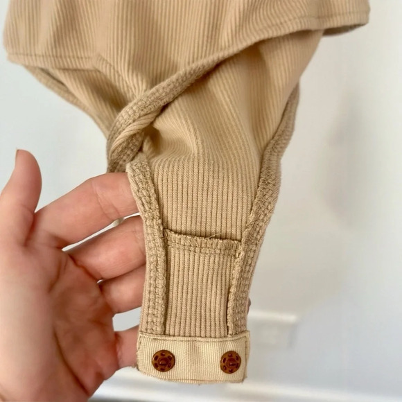 Women’s Free People Bodysuit Nude XS - Picture 7 of 8